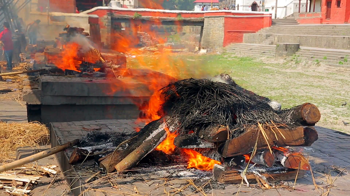 Cremation In Pashupatinath
